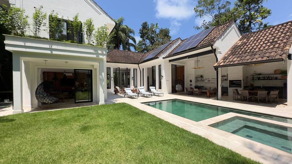 Casa no Condomínio Iporanga Guarujá — Villa 444