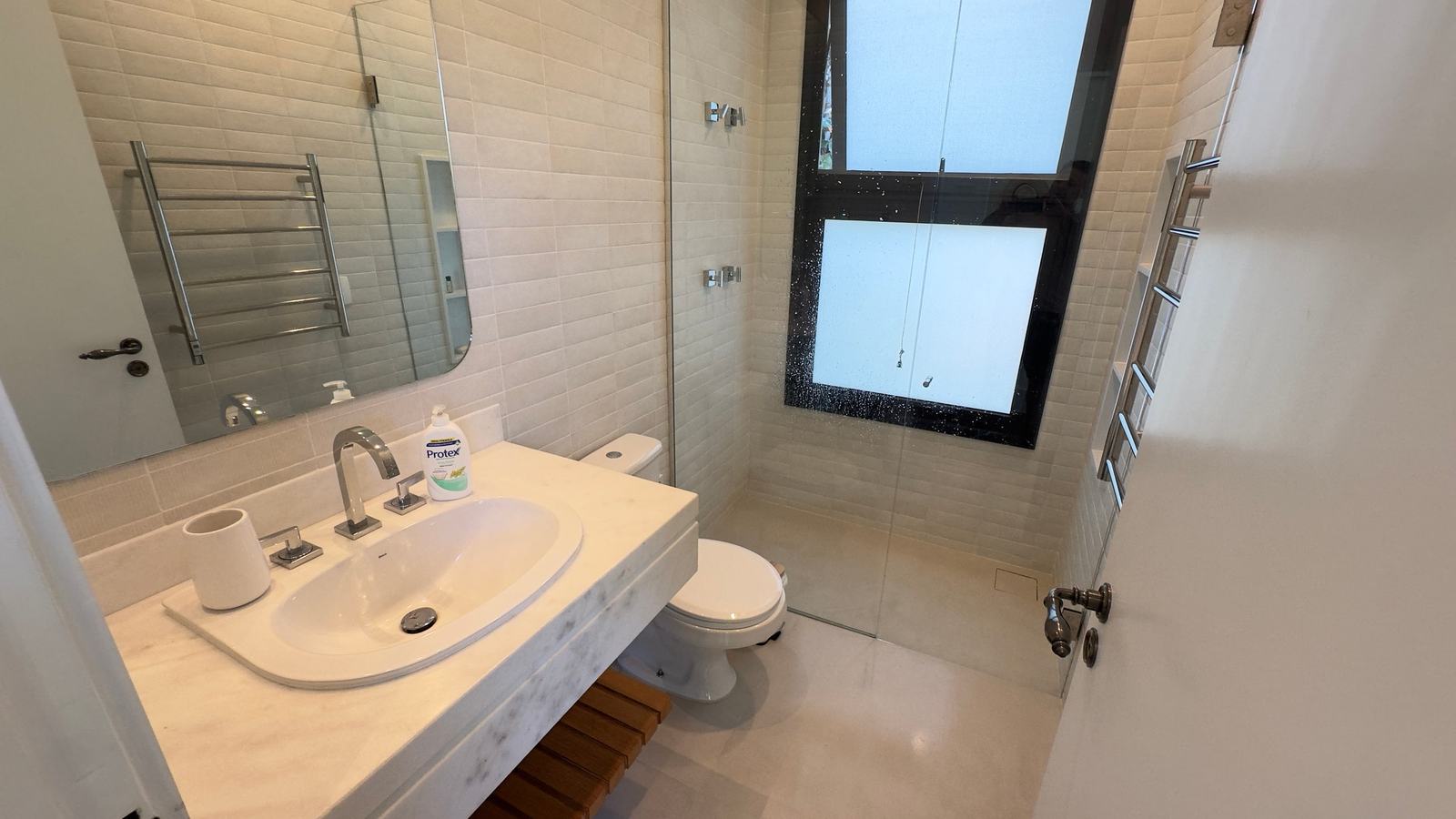 Suíte 11 — Iporanga, Guarujá, à venda, Casa