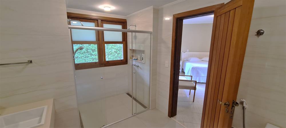 Casa no Condomínio Iporanga Guarujá — Villa 482