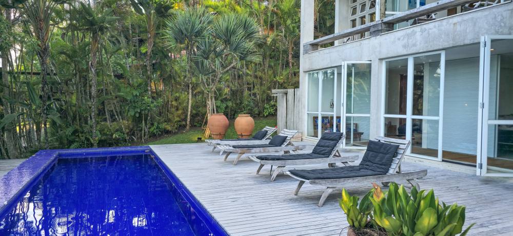 Casa no Condomínio Iporanga Guarujá — Villa 437