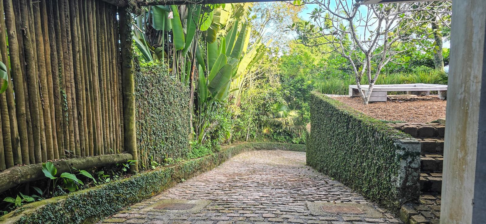 Área externa 10 — Iporanga, Guarujá, à venda, Casa