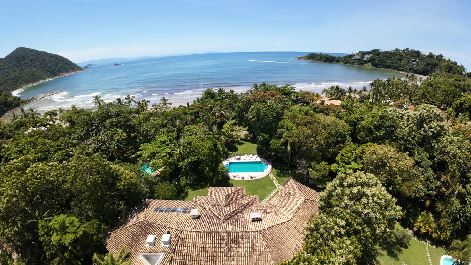Fachada — Iporanga, Guarujá, à venda, Casa