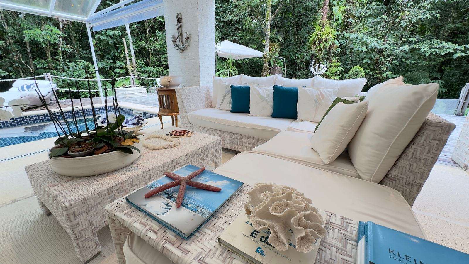 Área externa 4 — Iporanga, Guarujá, à venda e para locação, Casa