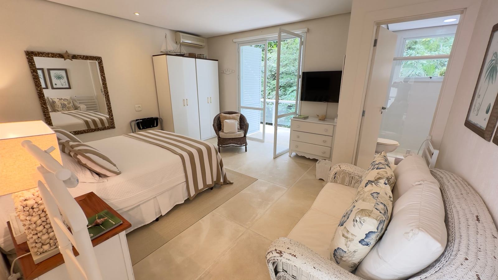 Suíte 3 — Iporanga, Guarujá, à venda e para locação, Casa
