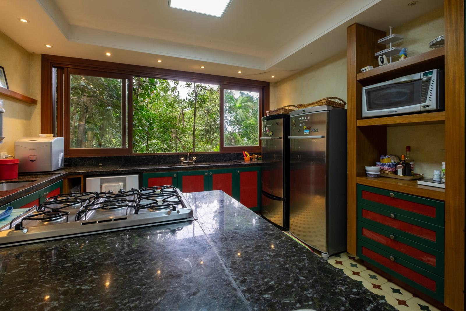 Casa a venda no Condominio Tijucopava Guaruja