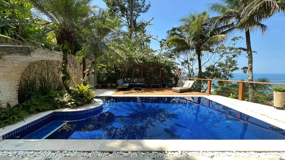 Casa no Condomínio Tijucopava Guarujá — Villa 206