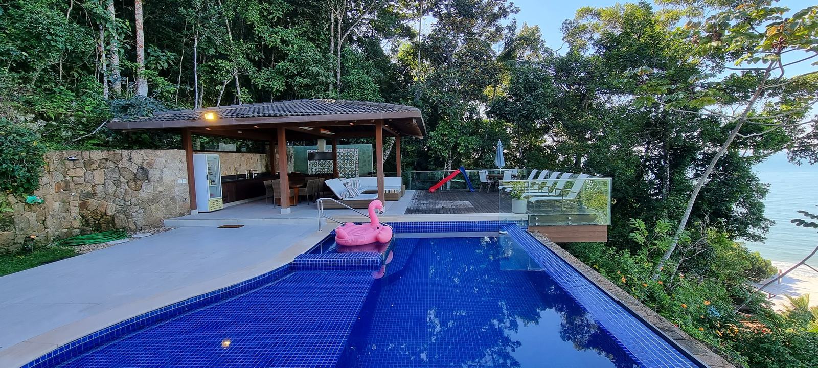 Área externa 18 — Taguaíba, Guarujá, à venda e para locação, Casa
