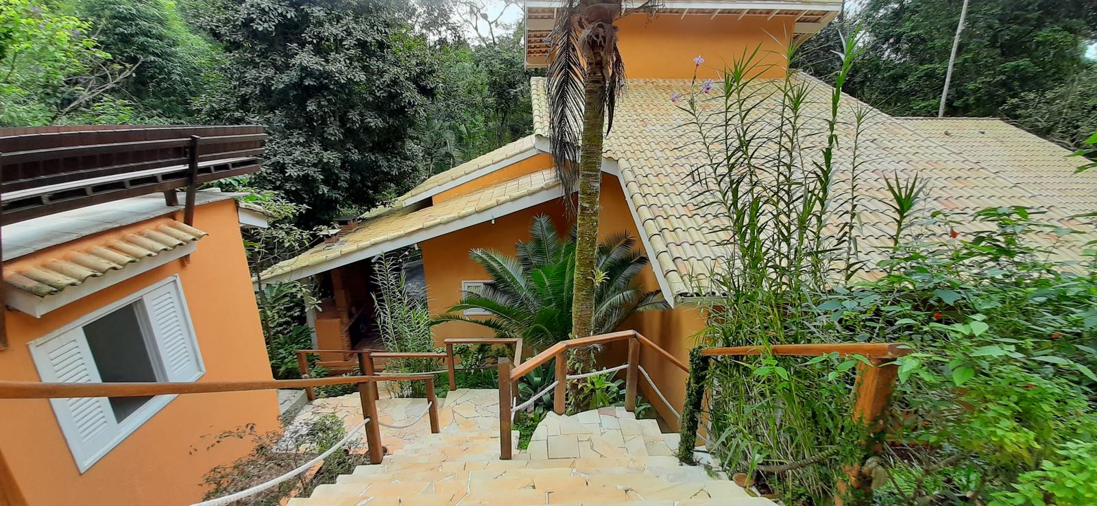 Área externa 3 — São Pedro, Guarujá, à venda e para locação, Casa