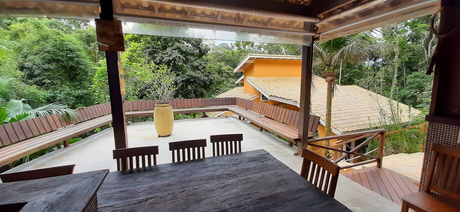 Área externa 5 — São Pedro, Guarujá, à venda e para locação, Casa
