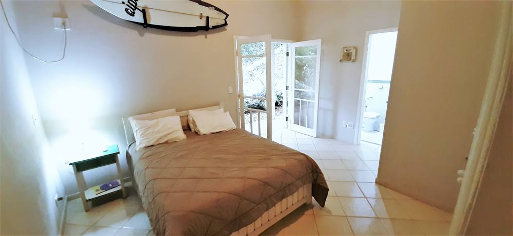 Casa no Condomínio São Pedro Guarujá — Villa 156