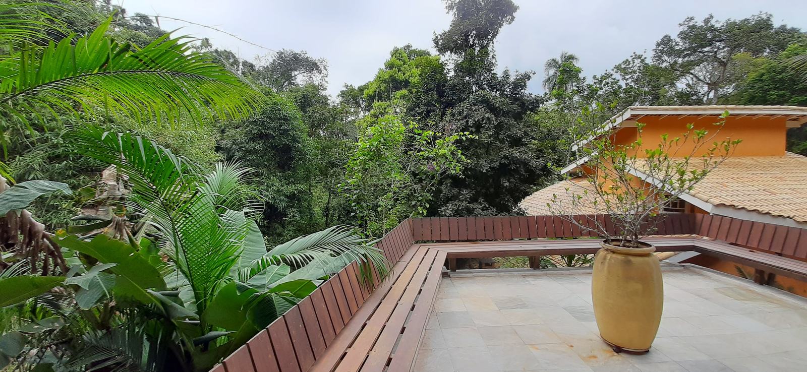 Área externa 6 — São Pedro, Guarujá, à venda e para locação, Casa