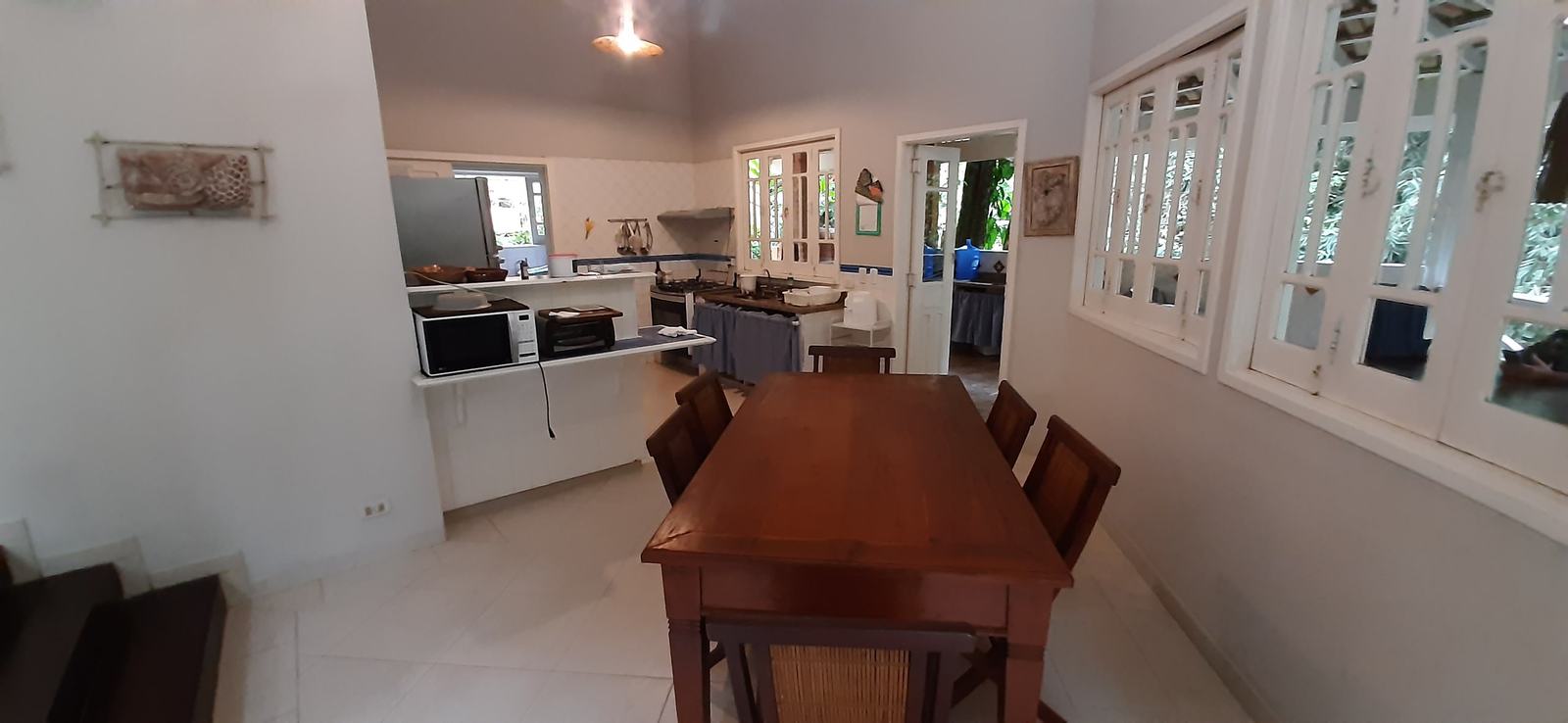 Área de serviço 4 — São Pedro, Guarujá, à venda e para locação, Casa