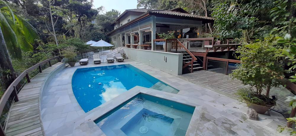 Casa no Condomínio Iporanga Guarujá — Villa 440