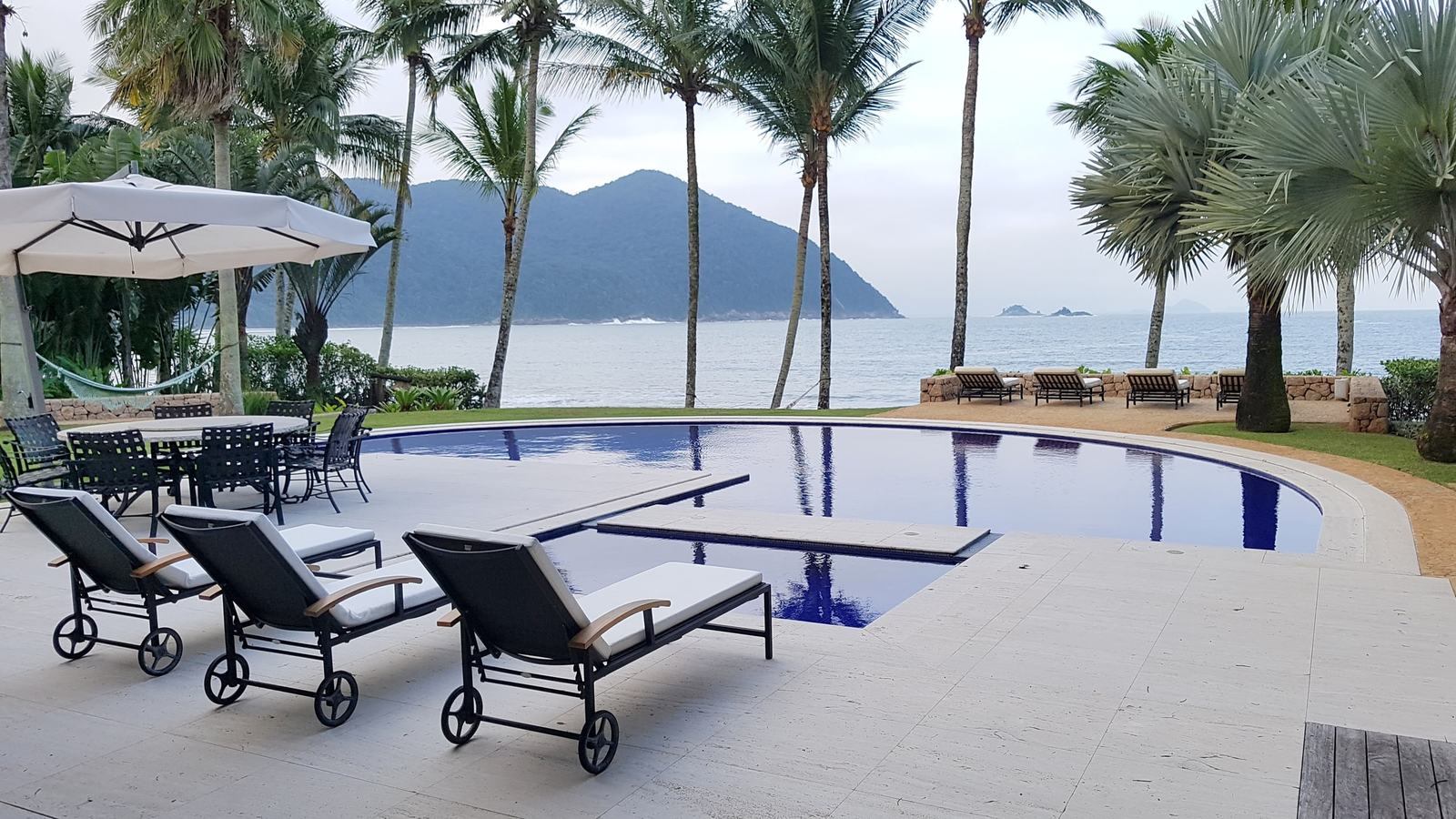 Área externa 16 — Iporanga, Guarujá, à venda, Casa