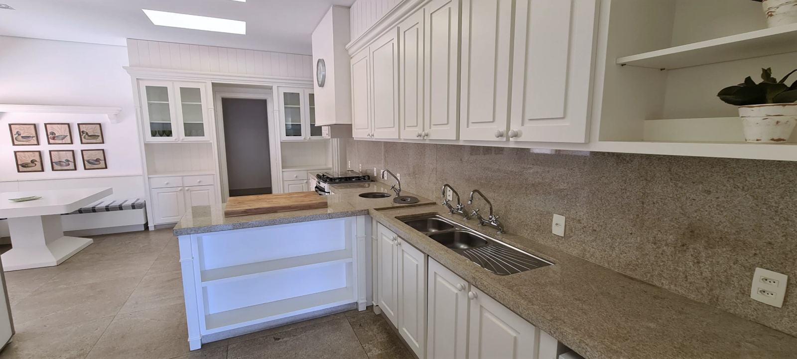 Área de serviço 5 — Quinta da Baroneza, Bragança Paulista, à venda, Casa