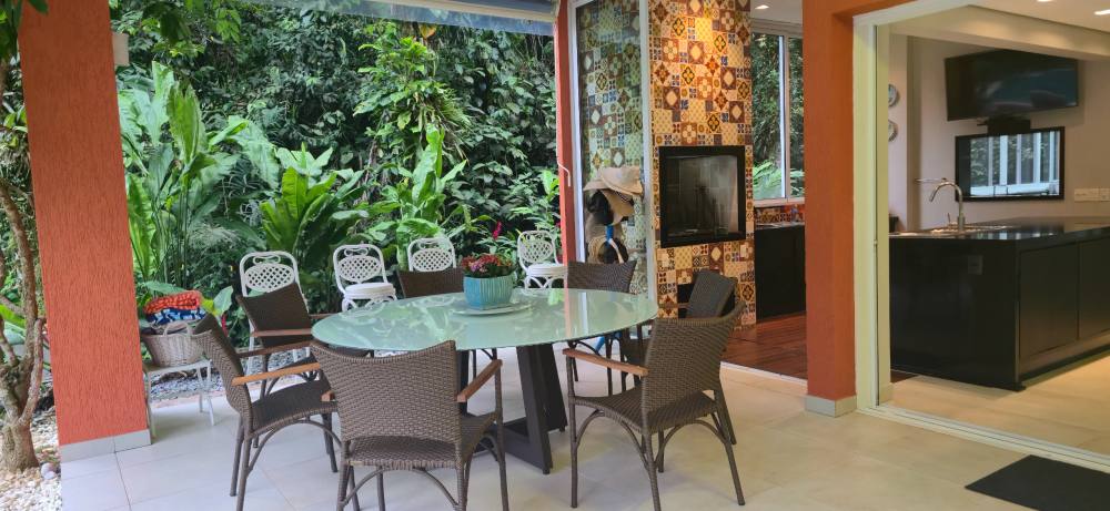 Casa no Condomínio Iporanga Guarujá — Villa 426