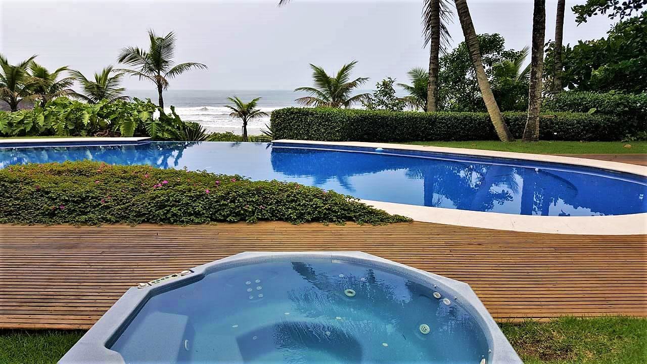 Área externa 12 — Iporanga, Guarujá, à venda, Casa