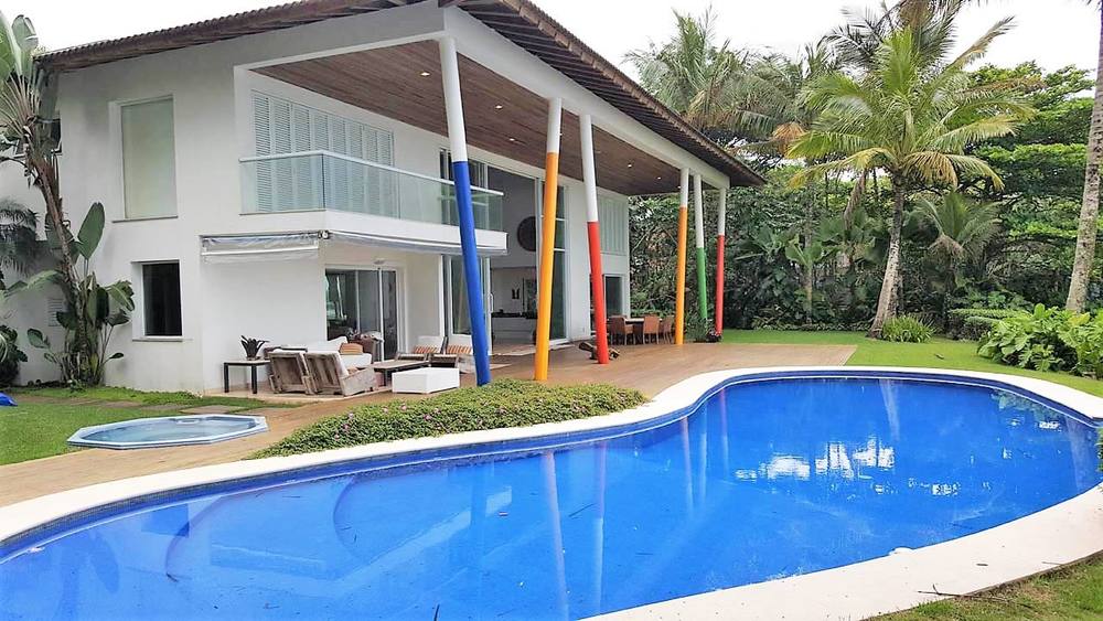 Casa no Condomínio Iporanga Guarujá — Villa 493