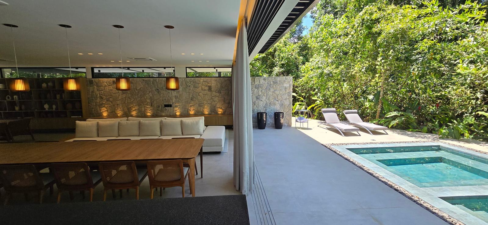 Ambiente interno 2 — Iporanga, Guarujá, à venda, Casa