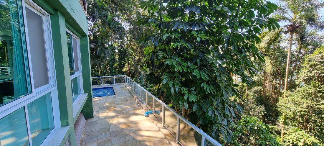 Casa no Condomínio Tijucopava Guarujá — Villa 208