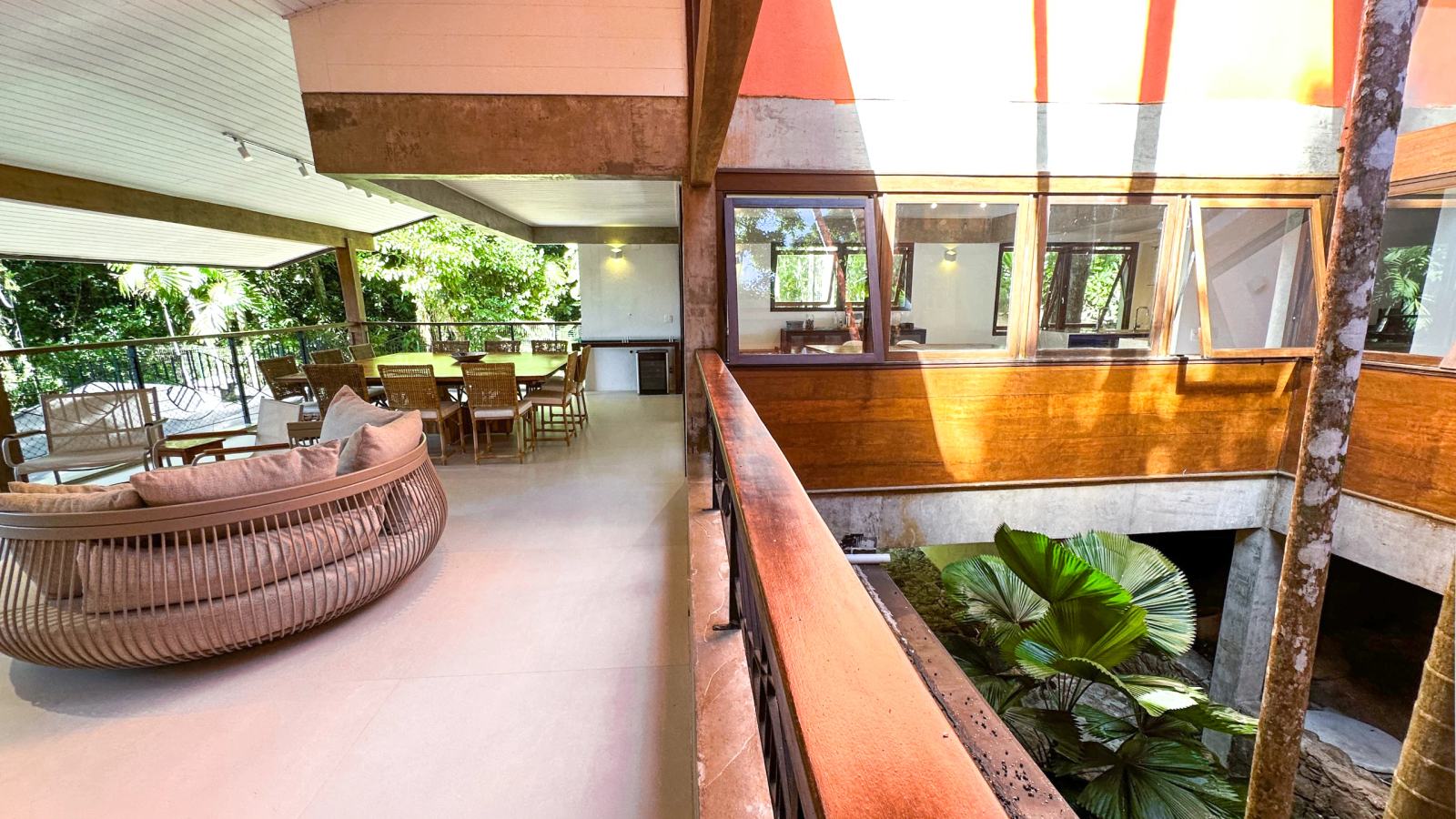 Villa 207 - Aluguel Temporada - Varanda integrada aos ambientes sociais , casa de temporada em Tijucopava