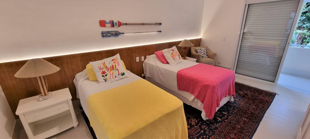 Casa no Condomínio Iporanga Guarujá — Villa 486