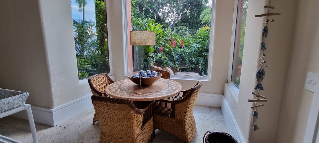 Casa no Condomínio Iporanga Guarujá — Villa 497
