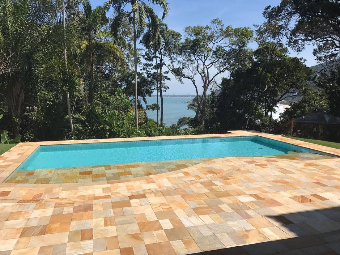 Casa no Condomínio Iporanga Guarujá — Villa 432