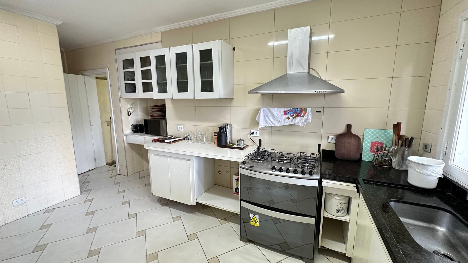 Área de serviço 2 — São Pedro, Guarujá, à venda, Casa