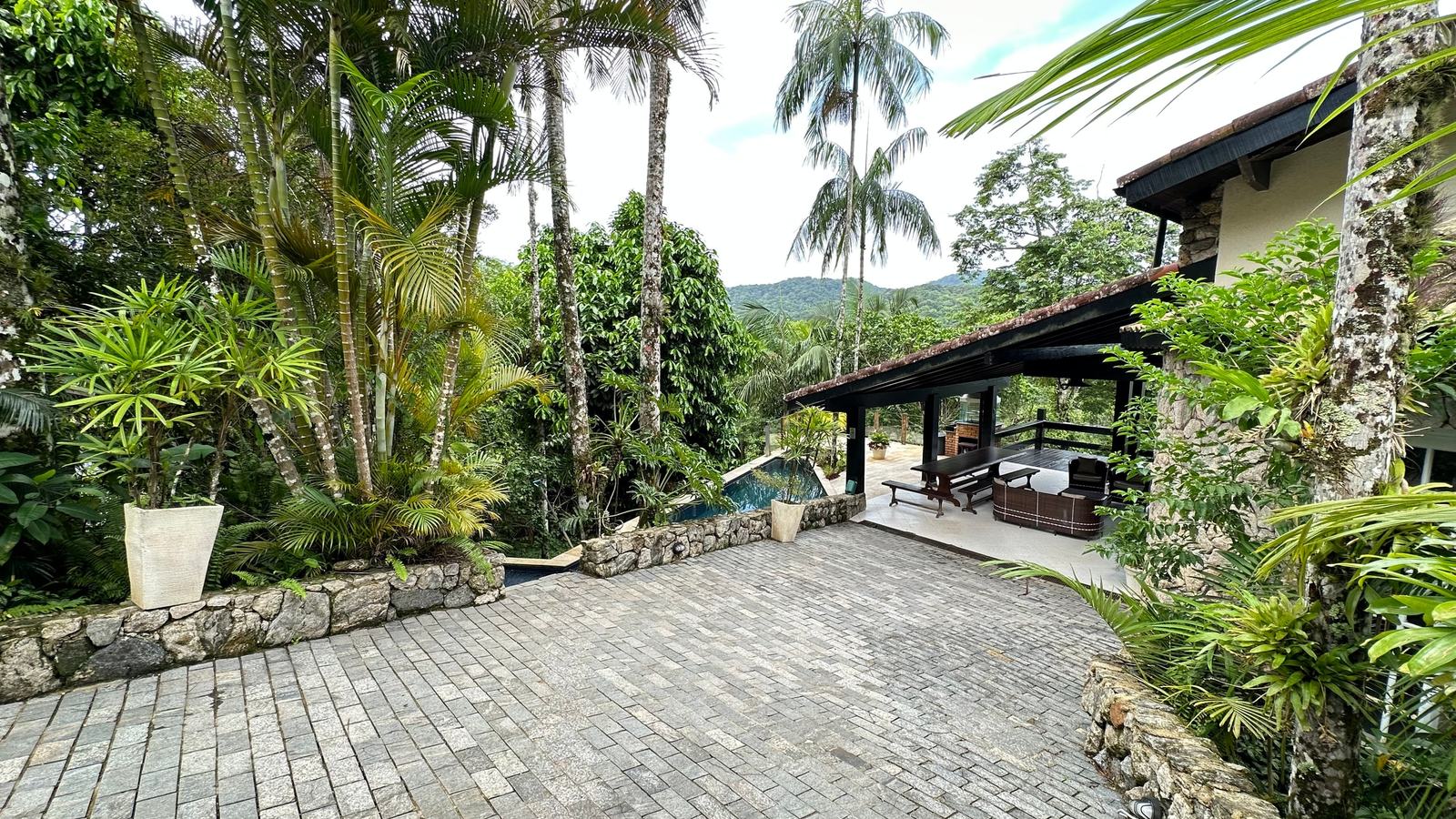 Área externa 7 — São Pedro, Guarujá, à venda, Casa