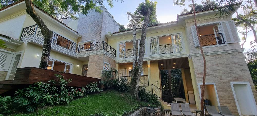 Casa no Condomínio Iporanga Guarujá — Villa 462