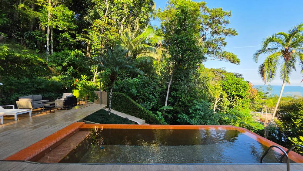 Imóvel no Condomínio Iporanga Guarujá — Villa 407
