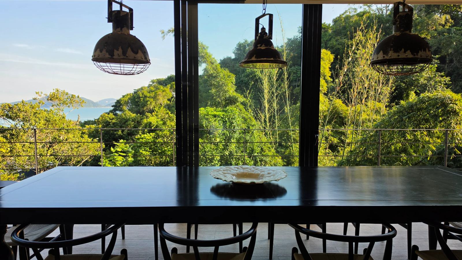 Ambiente interno 3 — Iporanga, Guarujá, à venda e para locação, Casa