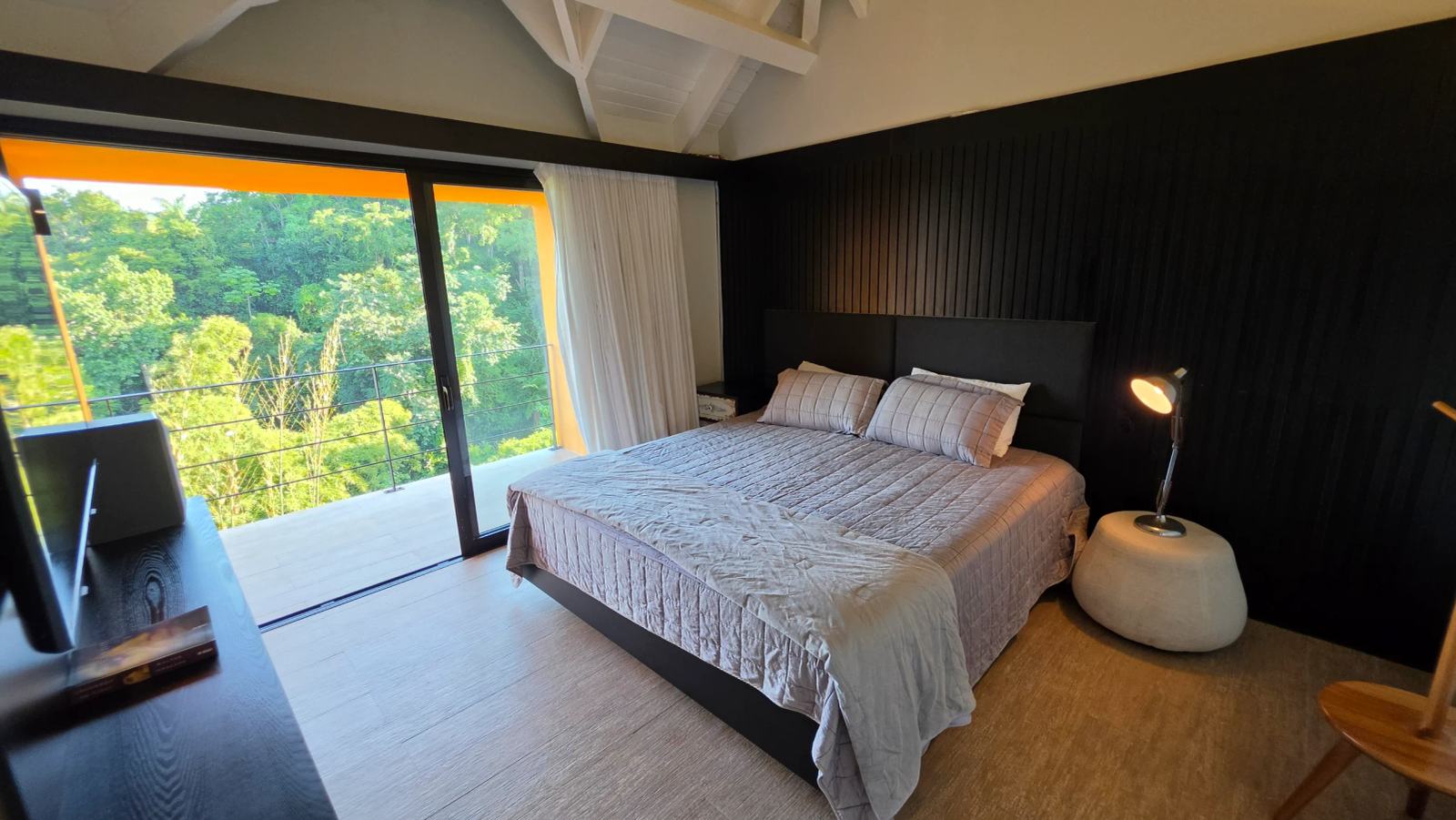 Suíte 12 — Iporanga, Guarujá, à venda e para locação, Casa