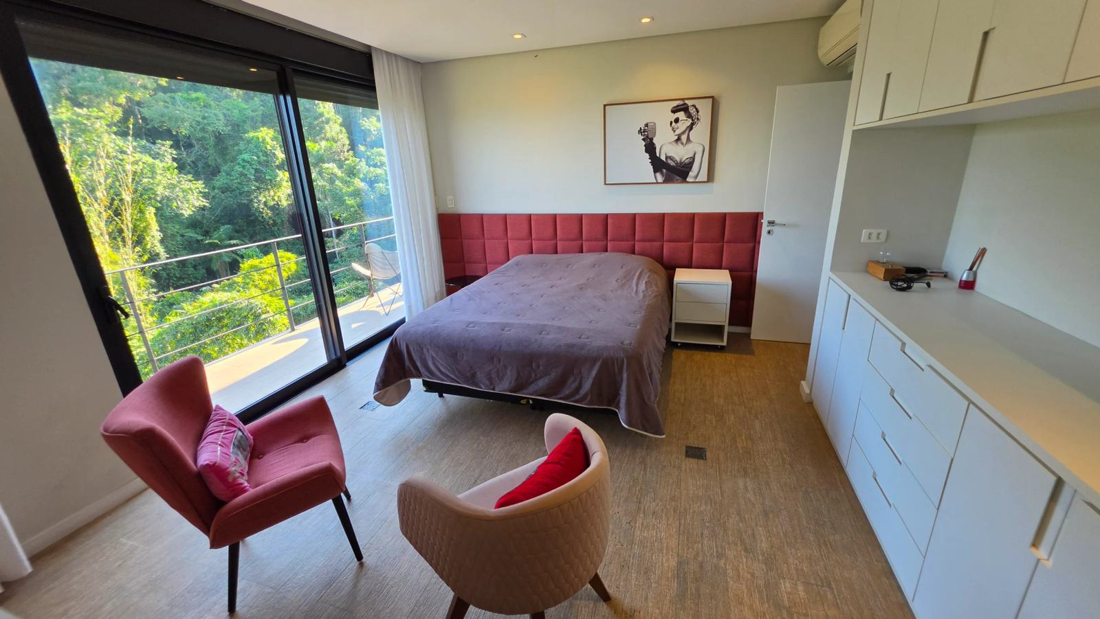 Suíte 10 — Iporanga, Guarujá, à venda e para locação, Casa