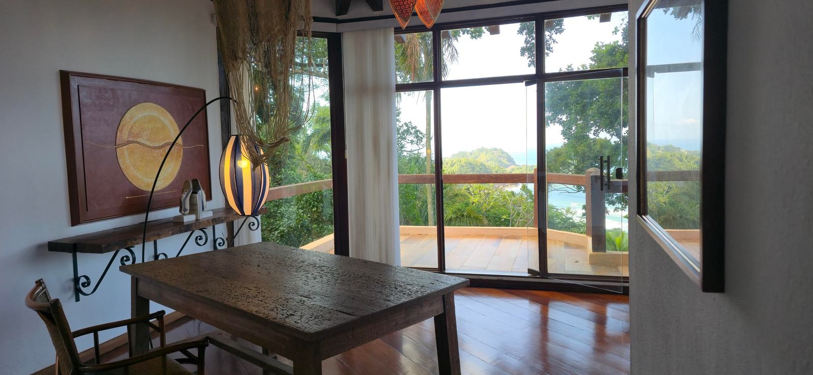 Área de serviço 2 — São Pedro, Guarujá, à venda e para locação, Casa