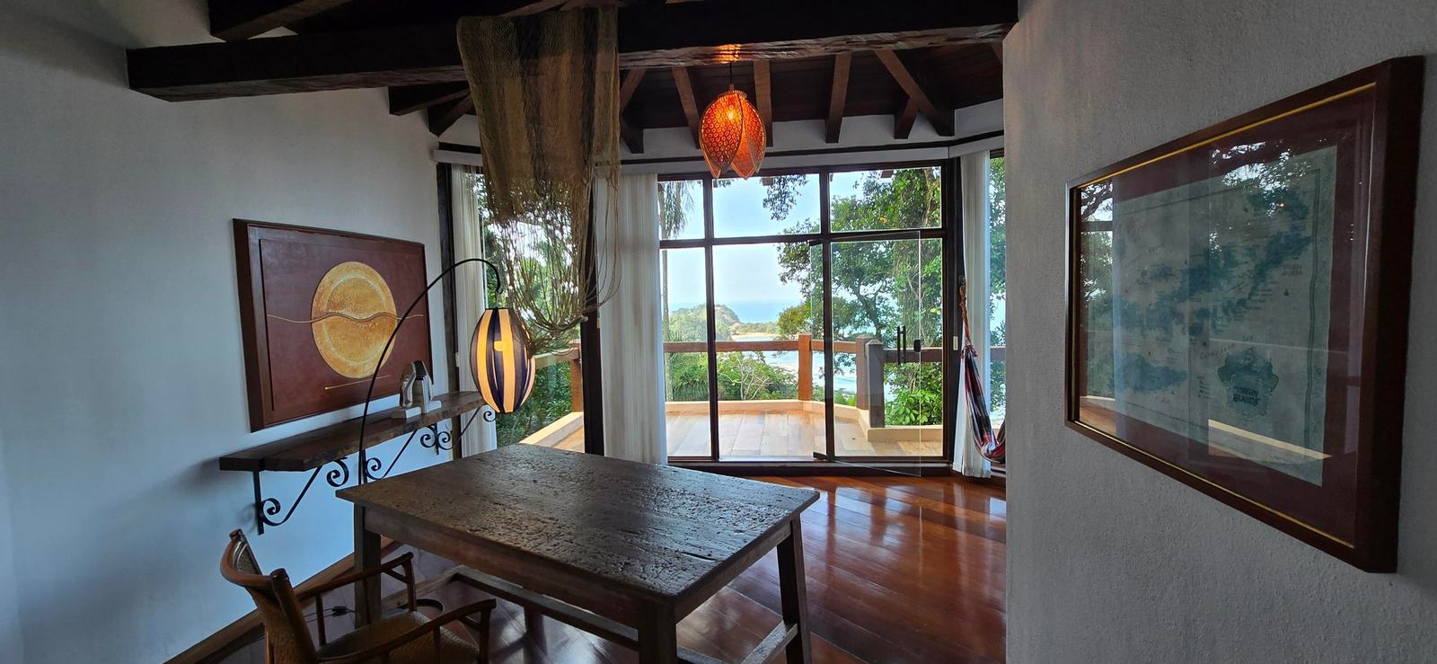 Área de serviço 4 — São Pedro, Guarujá, à venda e para locação, Casa
