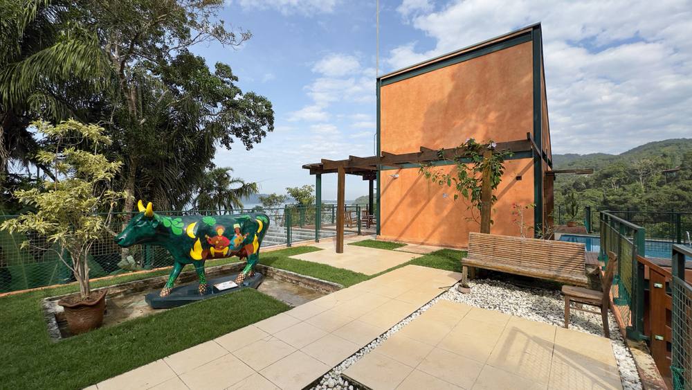 Casa no Condomínio Iporanga Guarujá — Villa 438