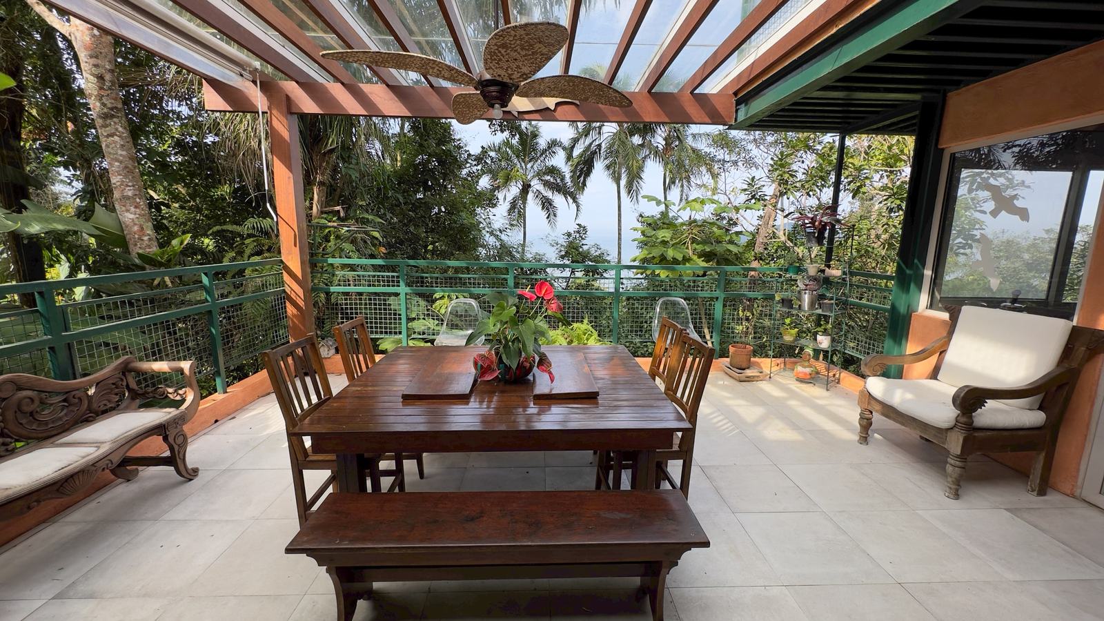 Área externa 7 — Iporanga, Guarujá, à venda e para locação, Casa