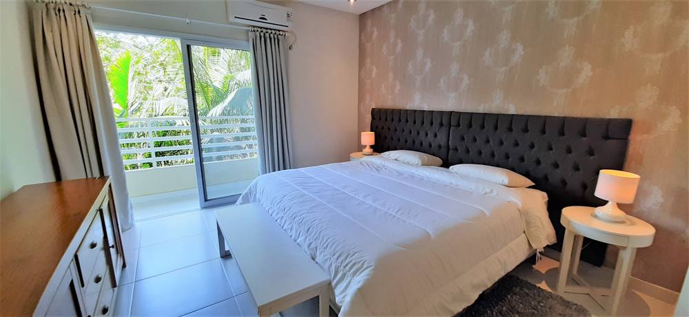 Casa no Condomínio São Pedro Guarujá — Villa 155
