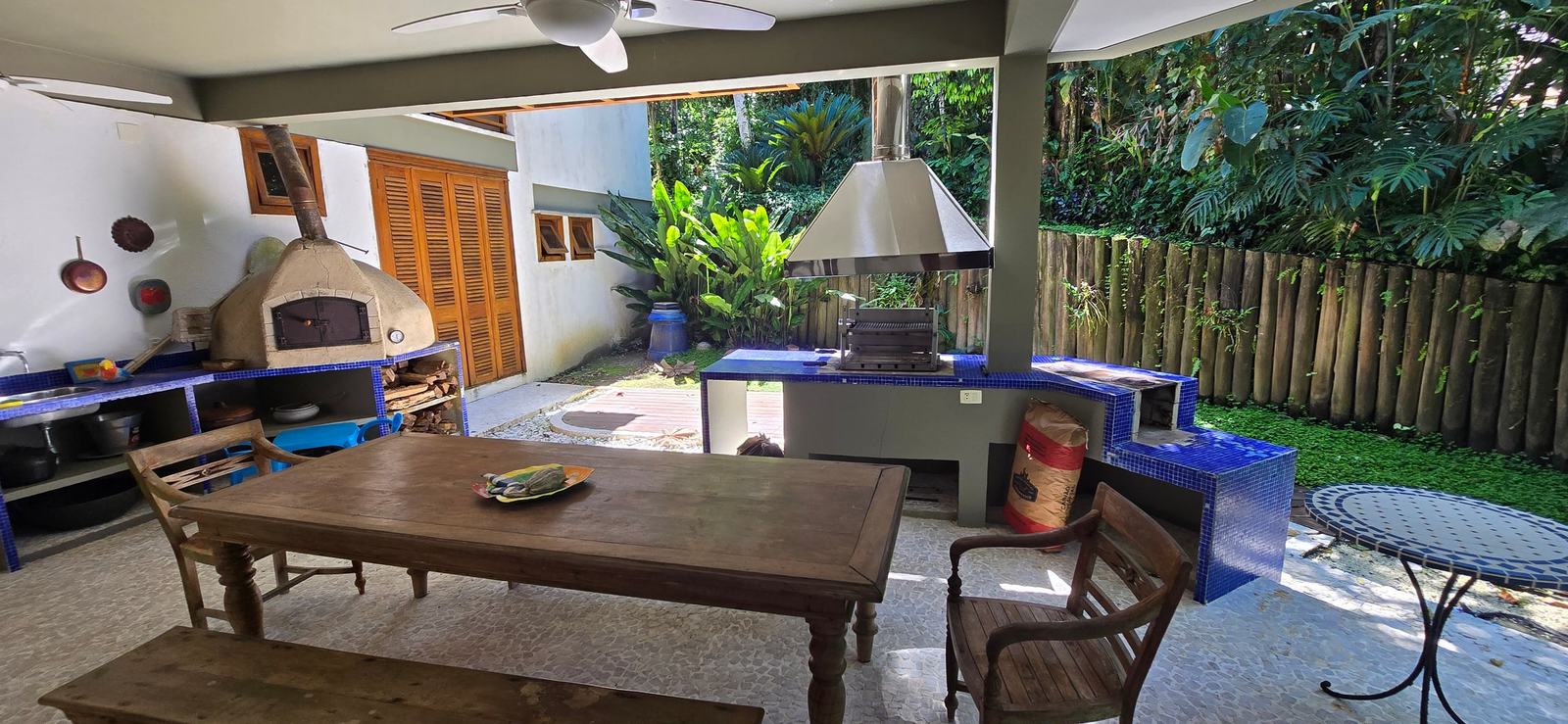 Área externa 5 — Iporanga, Guarujá, à venda, Casa