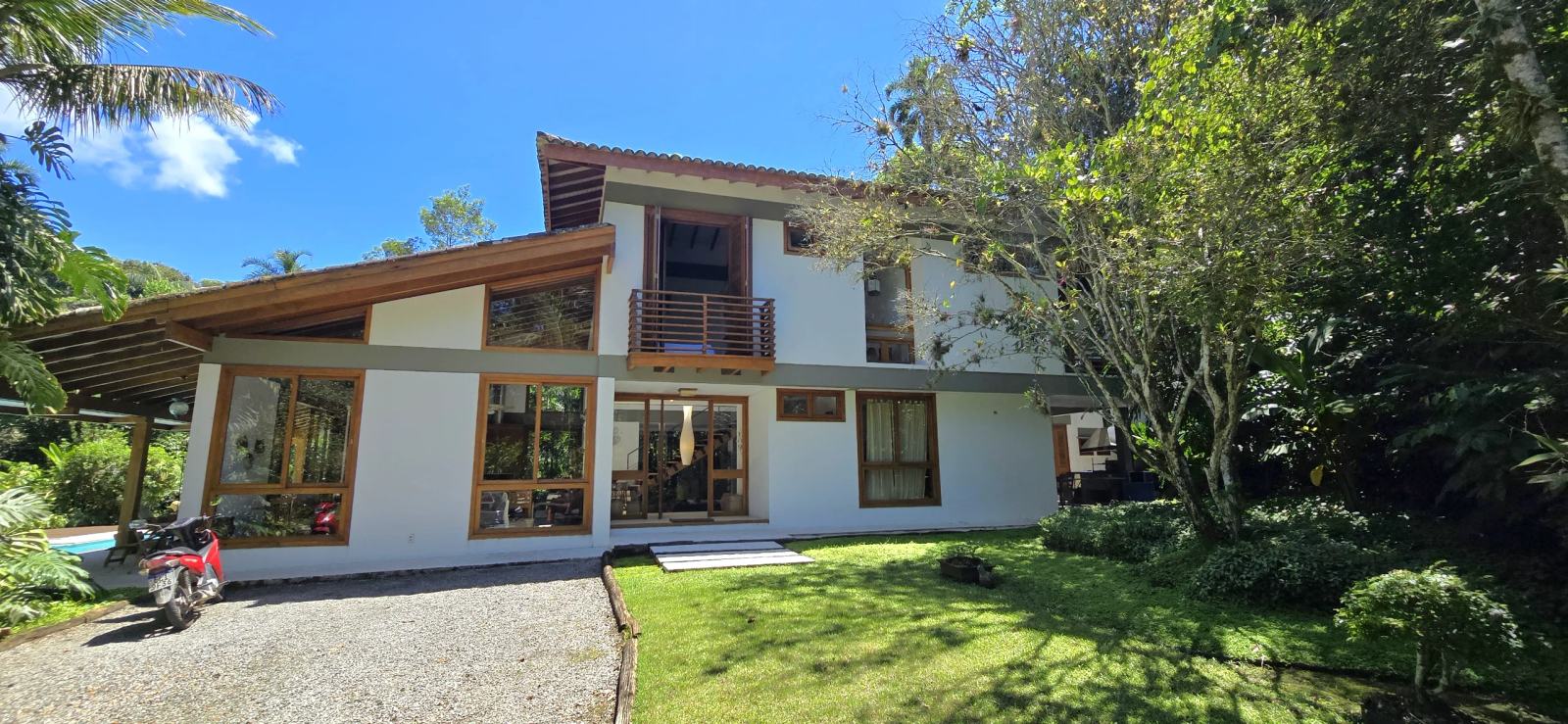 Área de serviço 2 — Iporanga, Guarujá, à venda, Casa