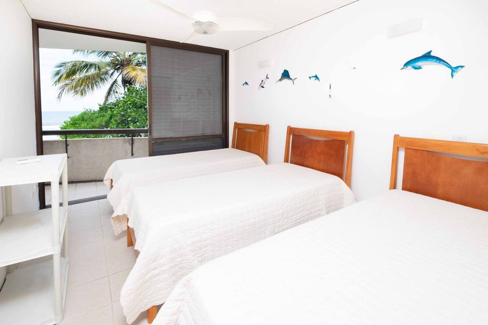 Casa no Condomínio Taguaíba Guarujá — Villa 392