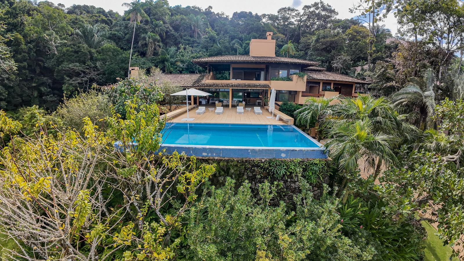 Foto 1 — São Pedro, Guarujá, à venda e para locação, Casa
