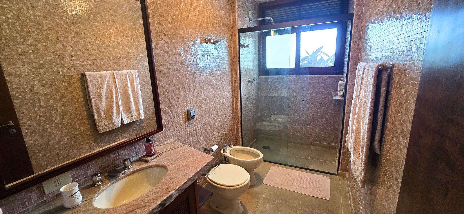 Suíte 16 — São Pedro, Guarujá, à venda e para locação, Casa