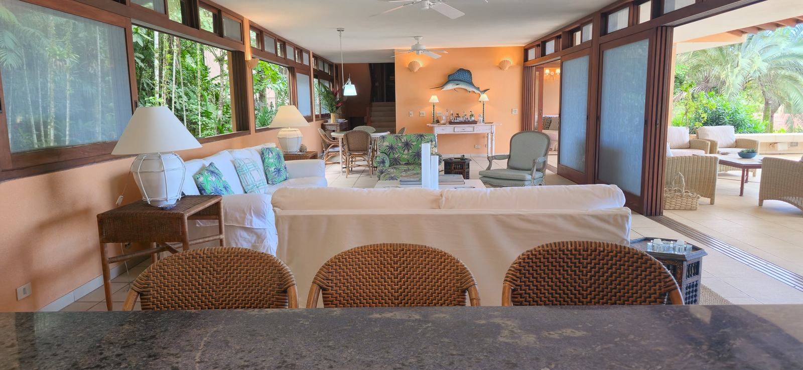 Ambiente interno 7 — São Pedro, Guarujá, à venda e para locação, Casa