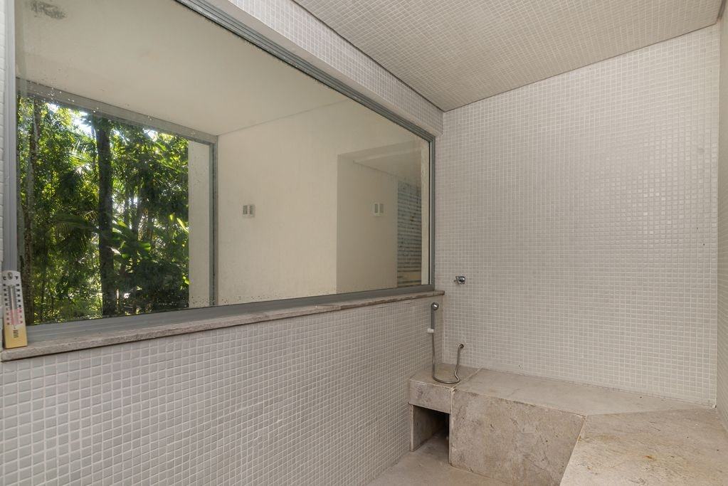 Área externa 12 — São Pedro, Guarujá, à venda e para locação, Casa