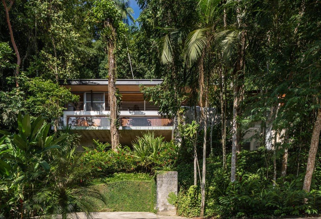 Área externa 7 — São Pedro, Guarujá, à venda e para locação, Casa