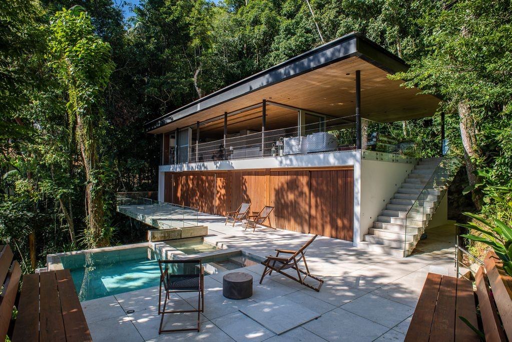 Área externa 8 — São Pedro, Guarujá, à venda e para locação, Casa