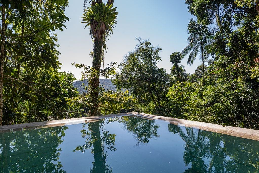 Foto 1 — São Pedro, Guarujá, à venda e para locação, Casa